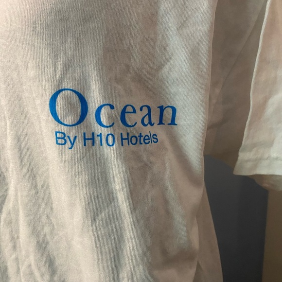 Ocean by H10 Hotels T-shirt - Picture 2 of 4